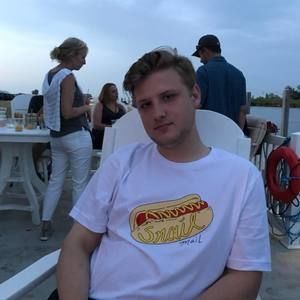 Meet your Posher, Ian